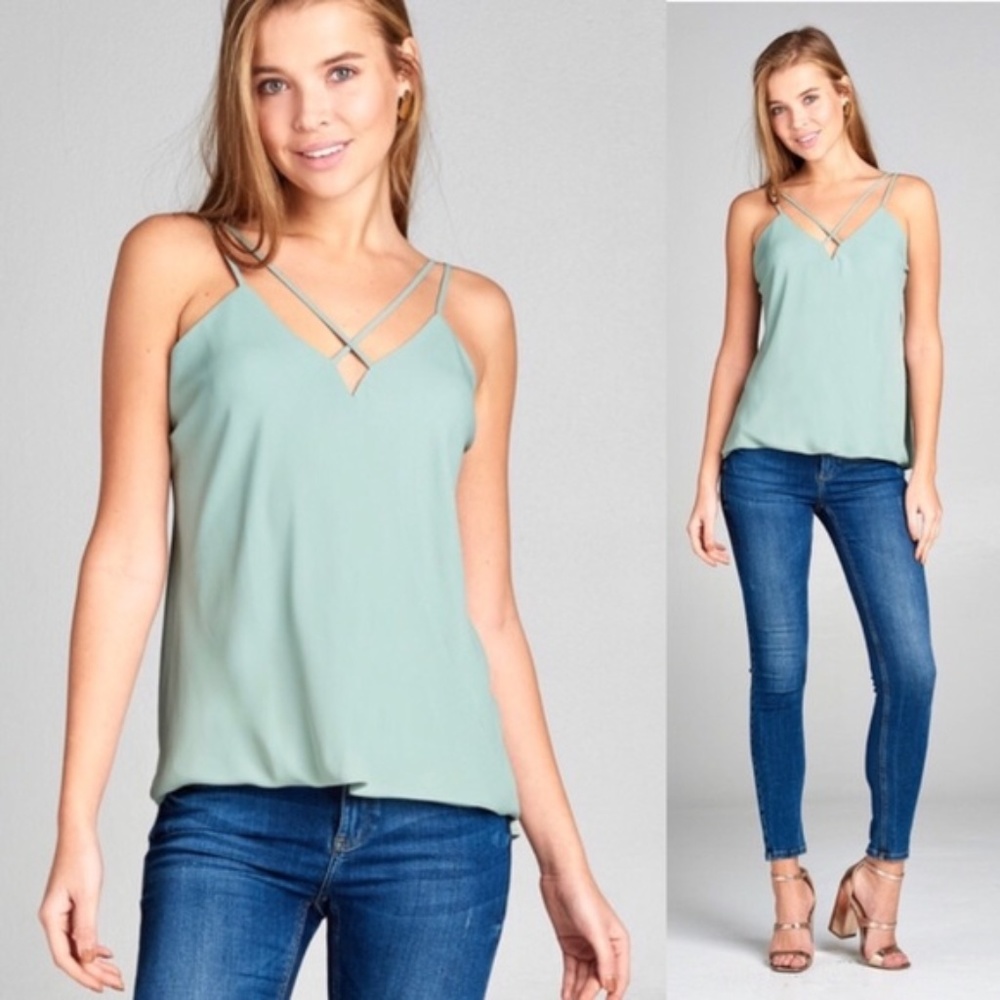 💗🎉 Sleeveless Cross Strap Tank 🎉💗